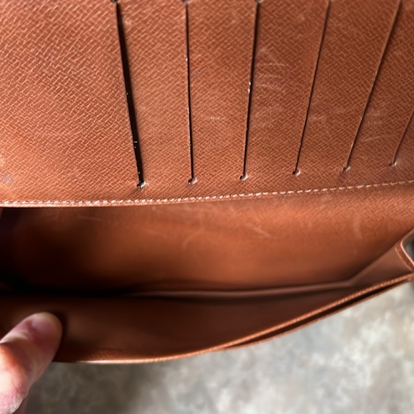 Louis Vuitton wallet Fair condition - Picture 10 of 14